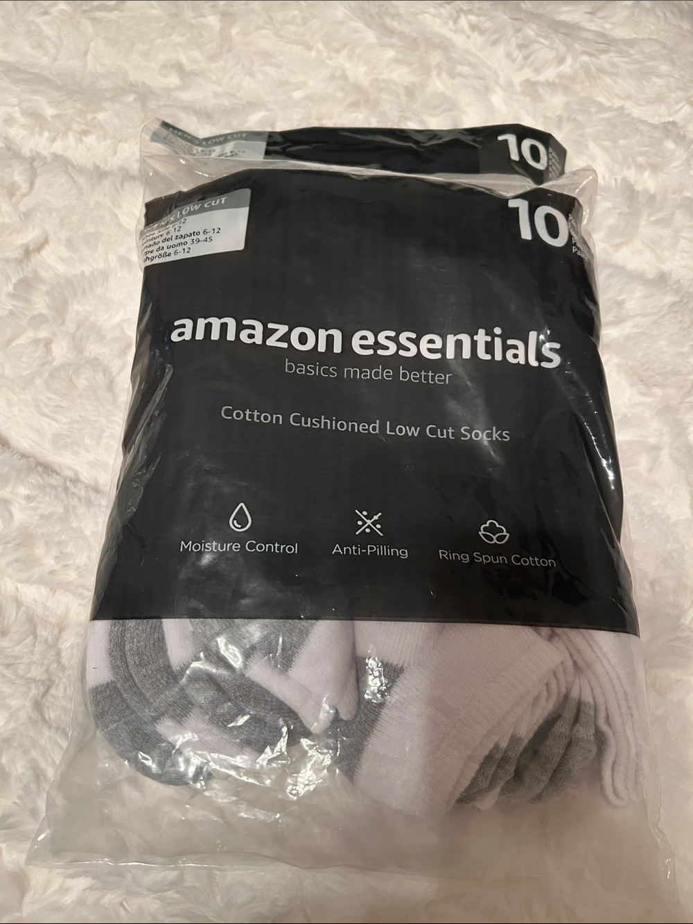 Amazon Essentials Men’s Low Cut Cotton Cushioned Socks – Black & White (10-Pack)